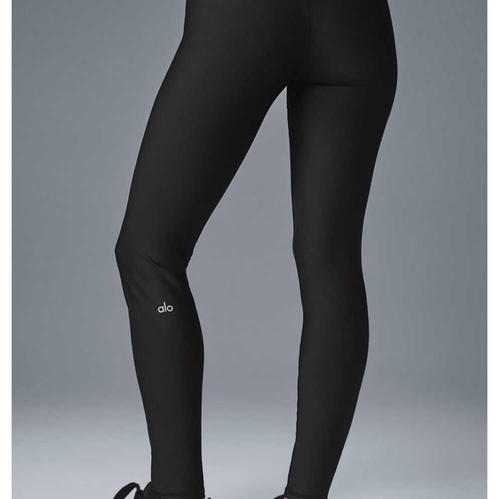 ALO Yoga Women's Sleek Black Leggings